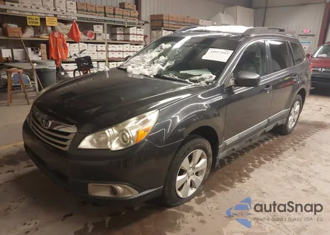2010 Subaru Outback 2.5I Premium z USA, uszkodzony, nr VIN 4S4BRBGC8A3324738